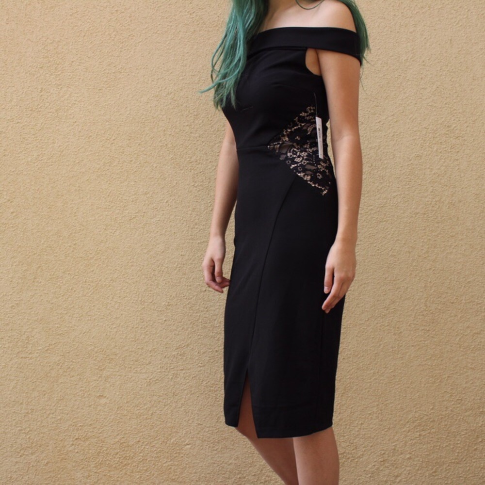 off the shoulder lace bodycon dress